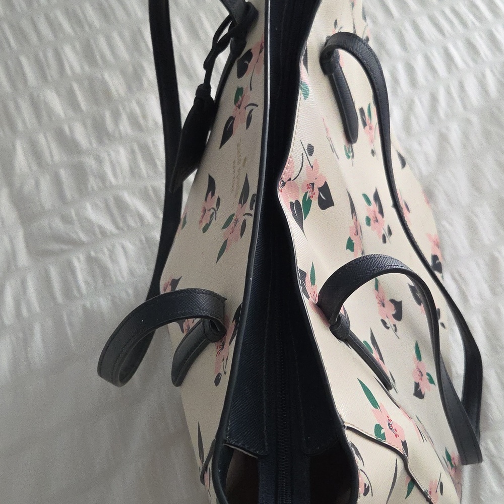 Kate Spade Cream Tote with Pink and Black Floral Design - Picture 13 of 14